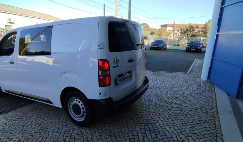 TOYOTA PROACE completo