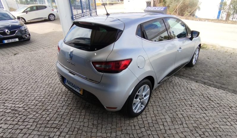 Renault Clio completo