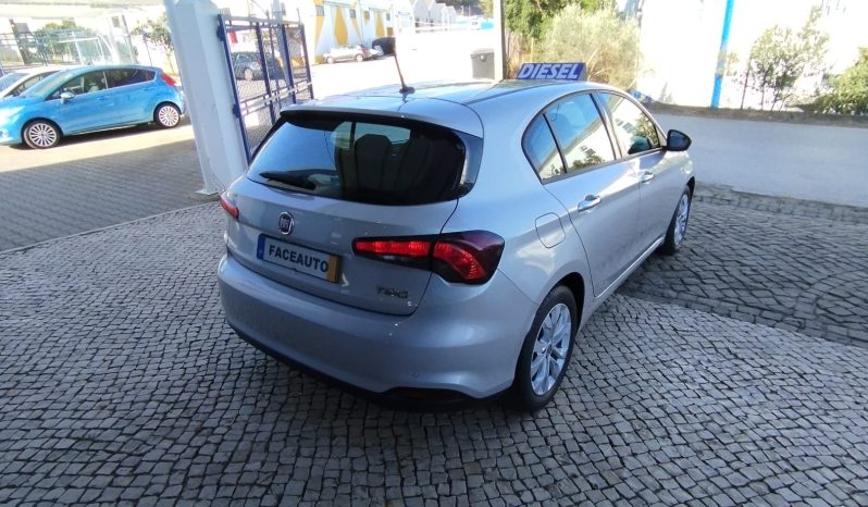 Fiat Tipo completo