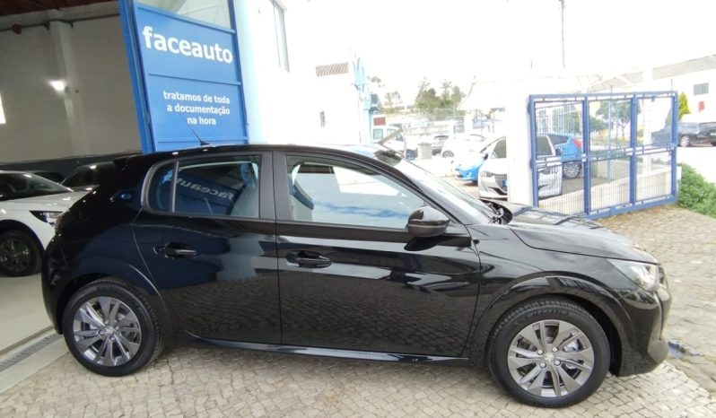Peugeot e-208 completo