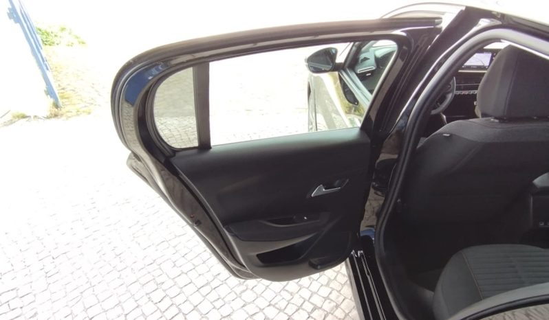 Peugeot e-208 completo