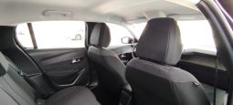 Peugeot e-208 completo