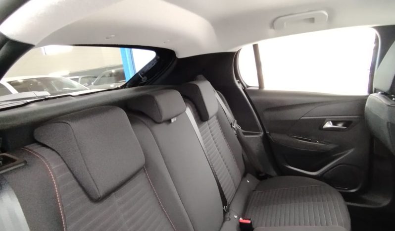 Peugeot e-208 completo