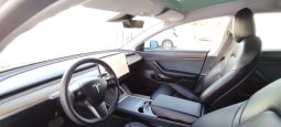 Tesla Model 3 completo