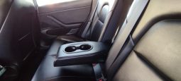 Tesla Model 3 completo