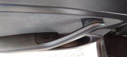 Tesla Model 3 completo