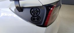 Tesla Model 3 completo