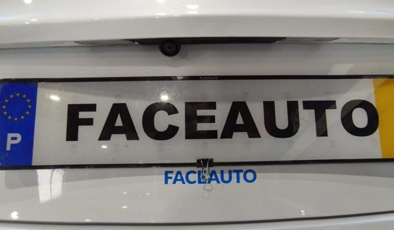 Tesla Model 3 completo