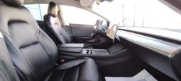 Tesla Model 3 completo