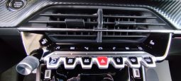 Peugeot e-208 completo