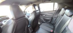 Peugeot e-208 completo