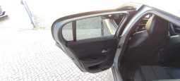 Peugeot e-208 completo