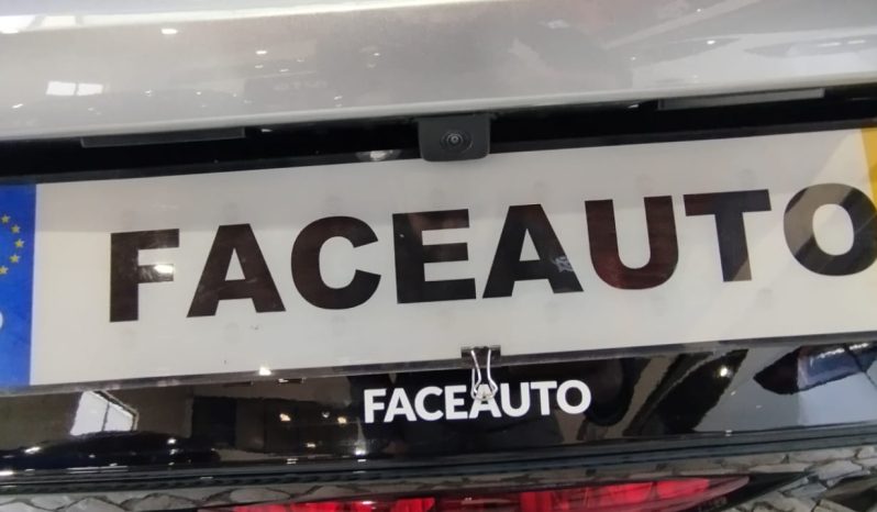 Peugeot e-208 completo