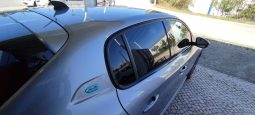 Peugeot e-208 completo