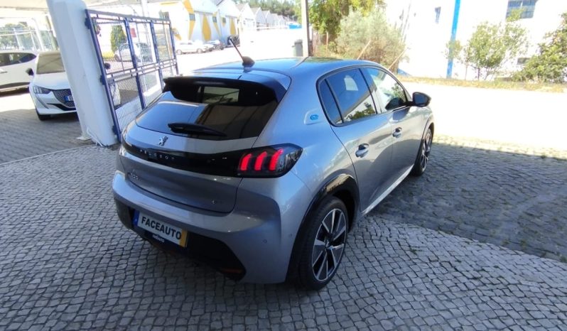 Peugeot e-208 completo