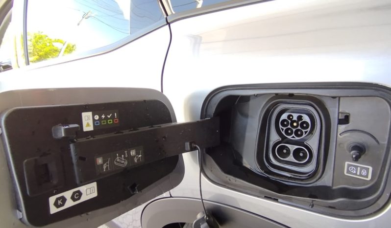 Citroen e-C4 completo