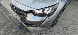 Peugeot e-208 completo