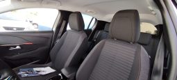 Peugeot e-208 completo
