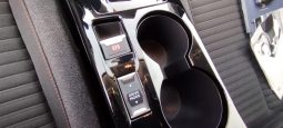 Peugeot e-208 completo