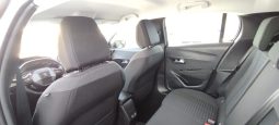 Peugeot e-208 completo
