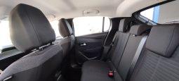 Peugeot e-208 completo