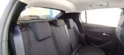 Peugeot e-208 completo