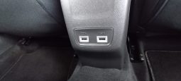 Peugeot e-208 completo