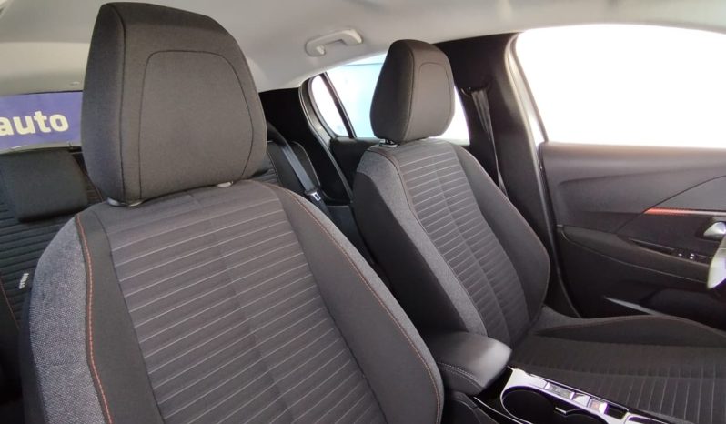 Peugeot e-208 completo