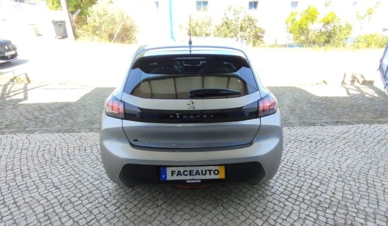Peugeot e-208 completo