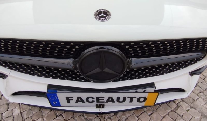 Mercedes-Benz CLA 180d AMG completo
