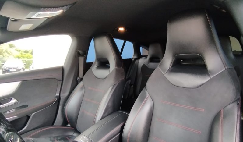 Mercedes-Benz CLA 180d AMG completo
