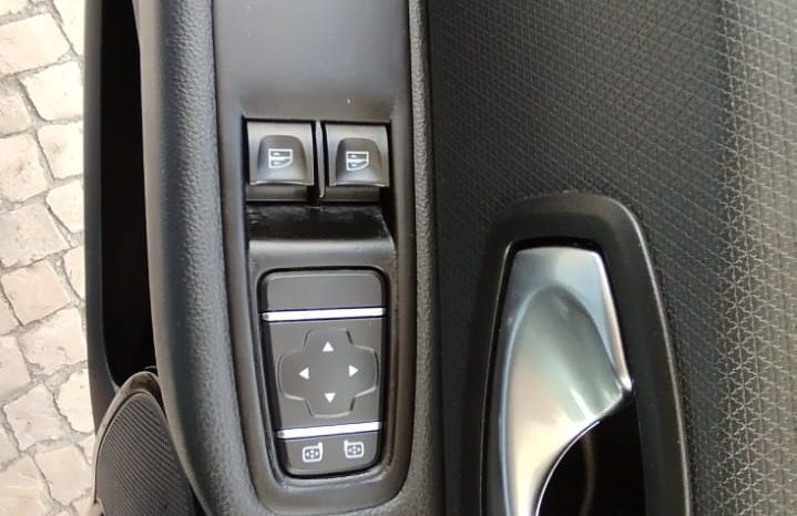 Renault Clio completo