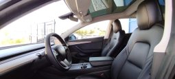 Tesla Model 3 completo