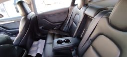 Tesla Model 3 completo