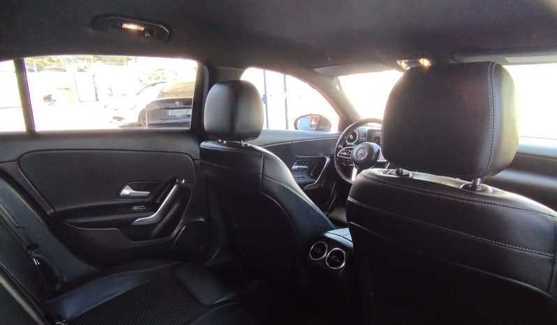 Mercedes Class A 180d completo