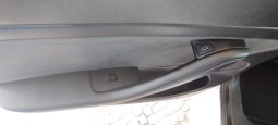 Tesla Model 3 completo
