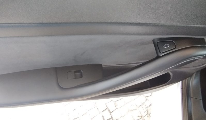 Tesla Model 3 completo