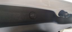 Tesla Model 3 completo