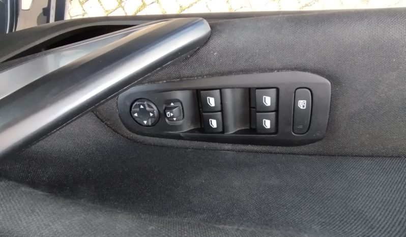 Peugeot 308 SW completo