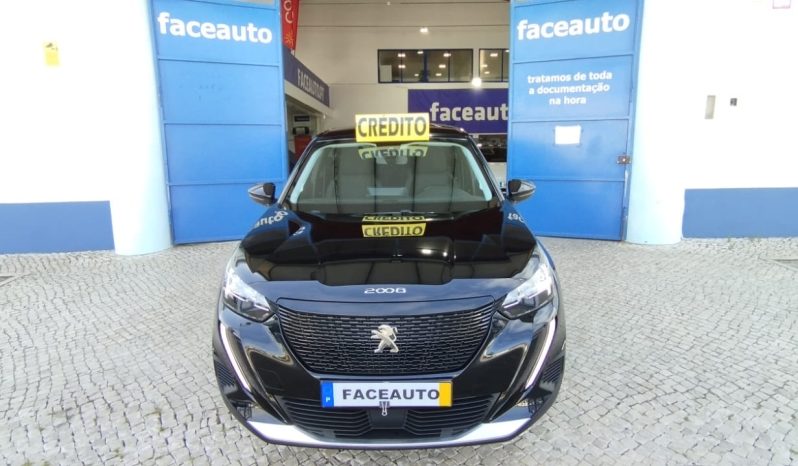 Peugeot e-2008 completo