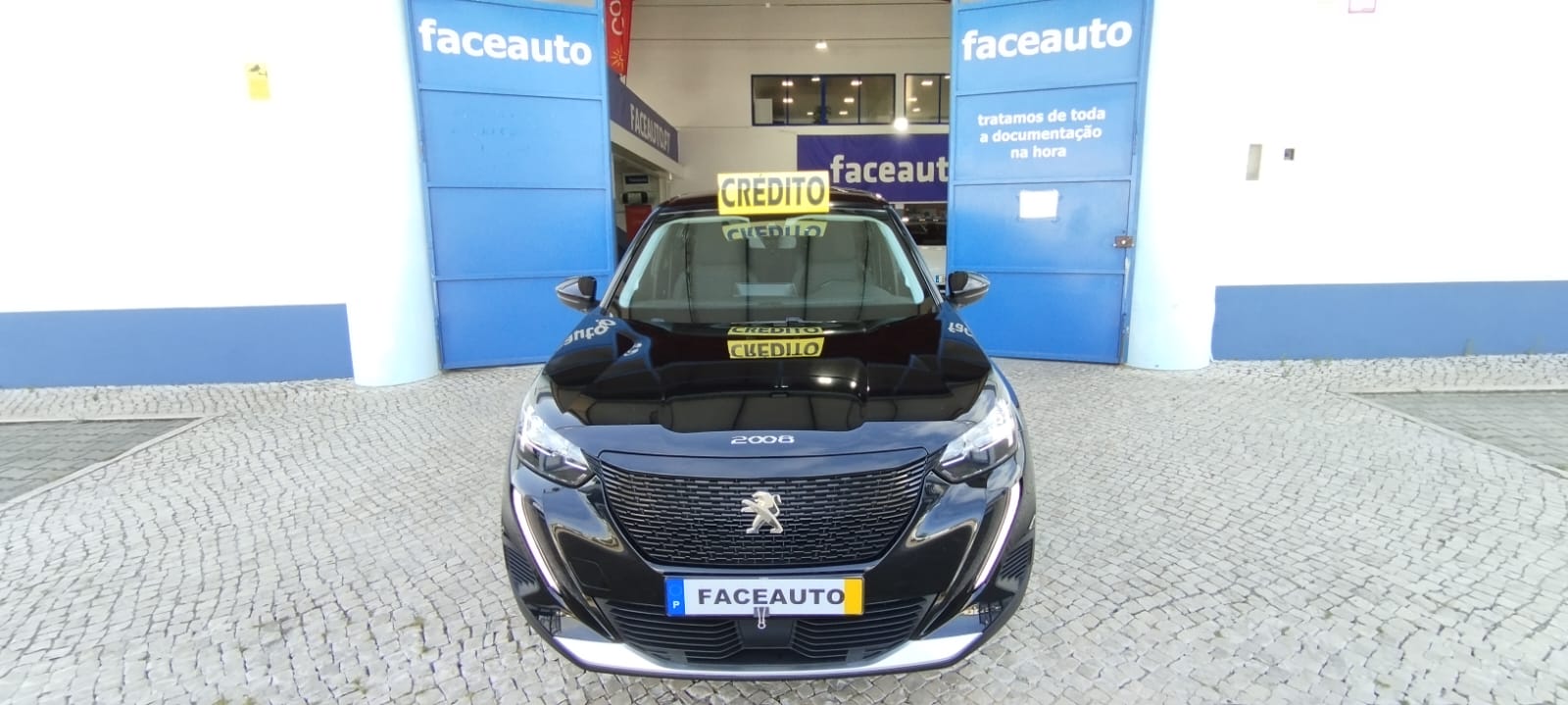 Peugeot e-2008
