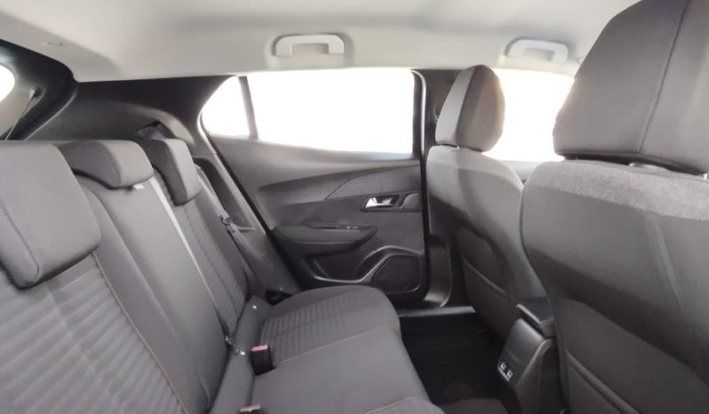 Peugeot e-2008 completo