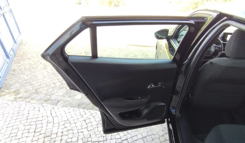 Peugeot e-2008 completo