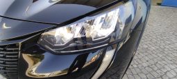 Peugeot e-208 completo
