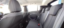 Peugeot e-208 completo