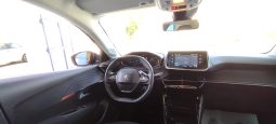 Peugeot e-208 completo