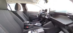 Peugeot e-208 completo