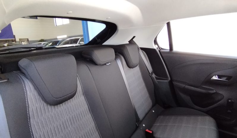 Opel E-Corsa completo