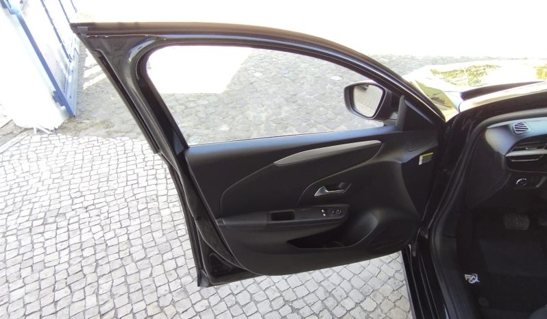 Opel E-Corsa completo