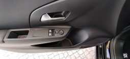 Opel E-Corsa completo